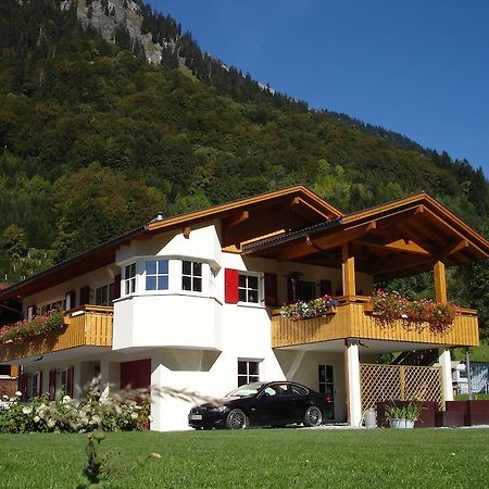 Apartamento Haus Telisia Klösterle Exterior foto
